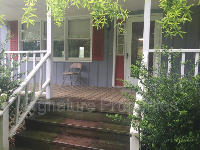 Foto principal - 2079 Chatham Rd