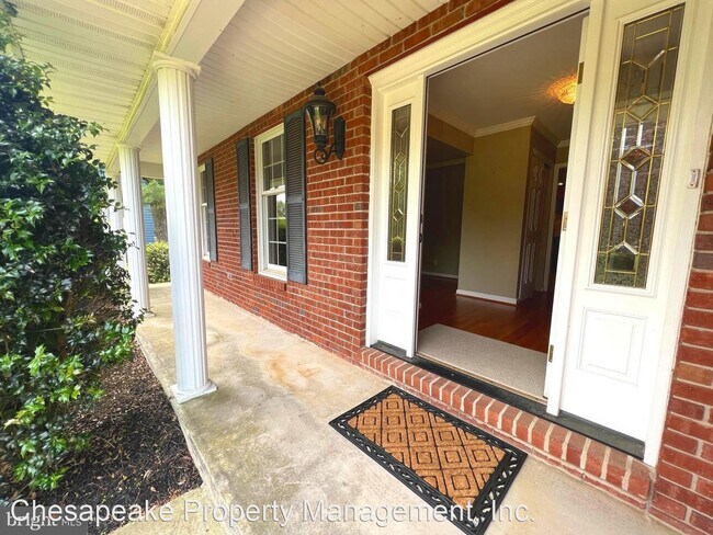 Building Photo - 3 br, 2.5 bath House - 3819 Thoroughbred Lane