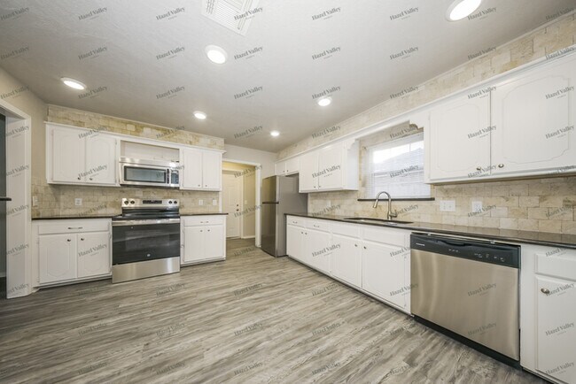 Foto del edificio - 20335 Palmer Rd