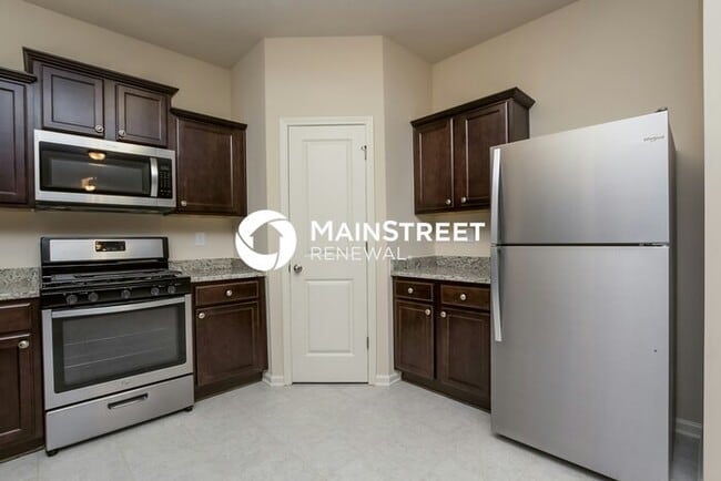 Building Photo - 4 Bedroom Pet-Friendly Home in Pendergrass, GA with Main Street Renewal