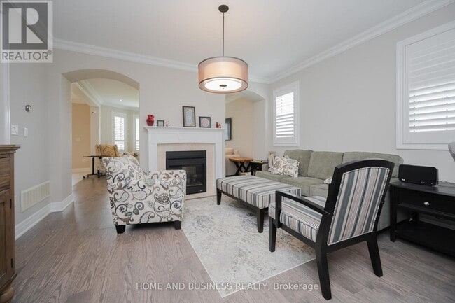 Building Photo - 3357 Mintwood Cir