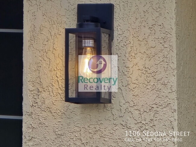 Foto del edificio - 1106 Sedona St