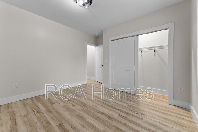 Building Photo - 37 N Walcott St