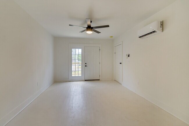 Foto del edificio - 125 Hibiscus Ave