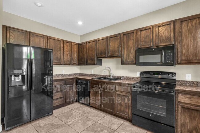 Foto del edificio - 14108 Pepi Band Rd