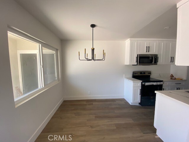 Foto del edificio - 4160 W 182nd St