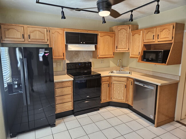 Foto del edificio - 3038 N 34th St