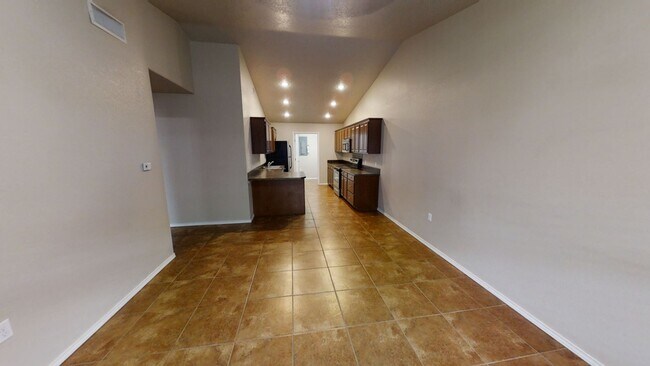Foto del edificio - 1105 W 15th St