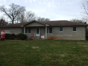 Building Photo - 2427 Smallhouse Rd