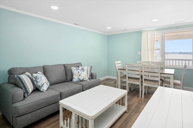 Foto del edificio - 322 Bayshore Dr