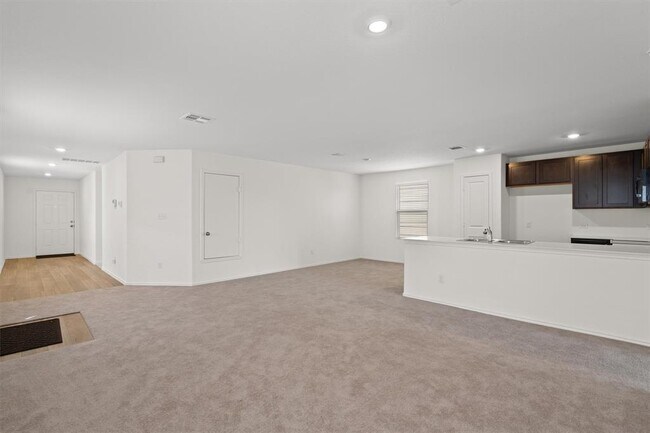 Foto del edificio - 1213 Catfish Ln