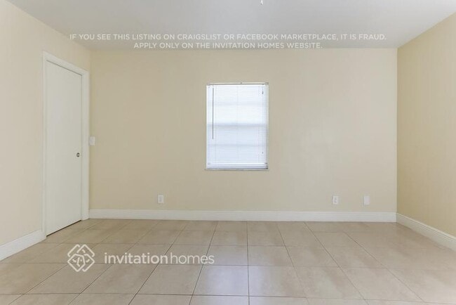 Building Photo - 4060 Kent Ave