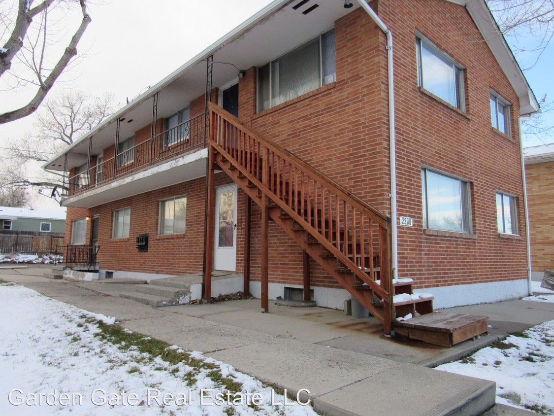 Primary Photo - 2208 S Jefferson St