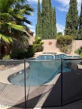 Building Photo - 2133 Hillsgate St