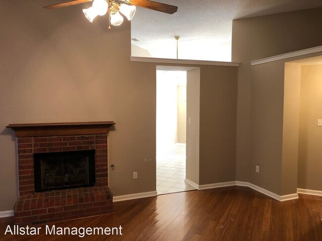 Building Photo - 3 br, 2 bath House - 1141 McGowan Dr