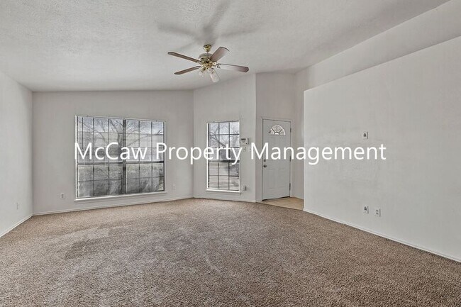 Foto del edificio - 7933 Bermejo Rd