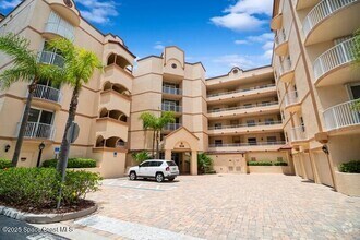 Building Photo - 806 Mystic Dr