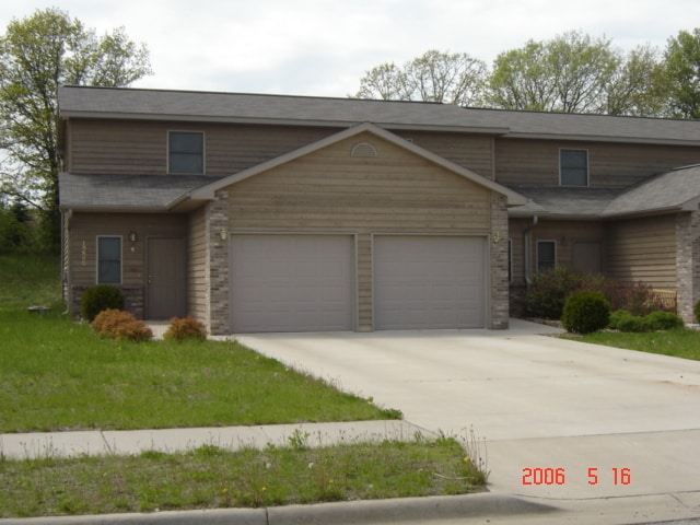 Primary Photo - 1224 Mark Ave