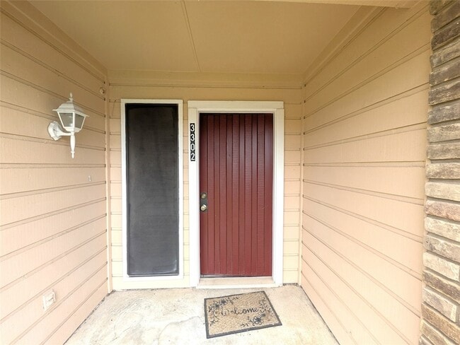 Photo - 3302 Townbluff Place House