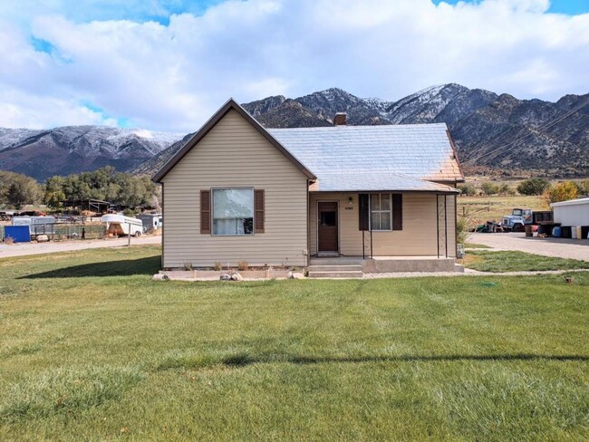 Building Photo - 6670 N Hwy 38