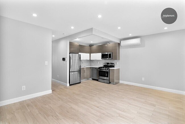 Building Photo - 264 Brooklyn Avenue