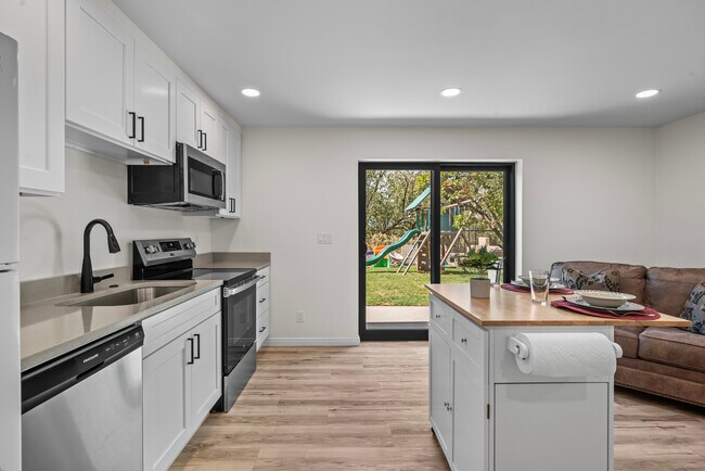 Foto del edificio - 890 S 725 W St