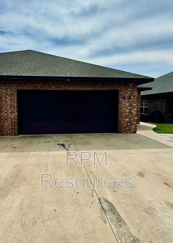 Foto del edificio - 125 Bison Ct Way