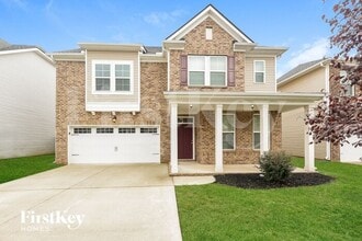 Building Photo - 2525 Miranda Dr
