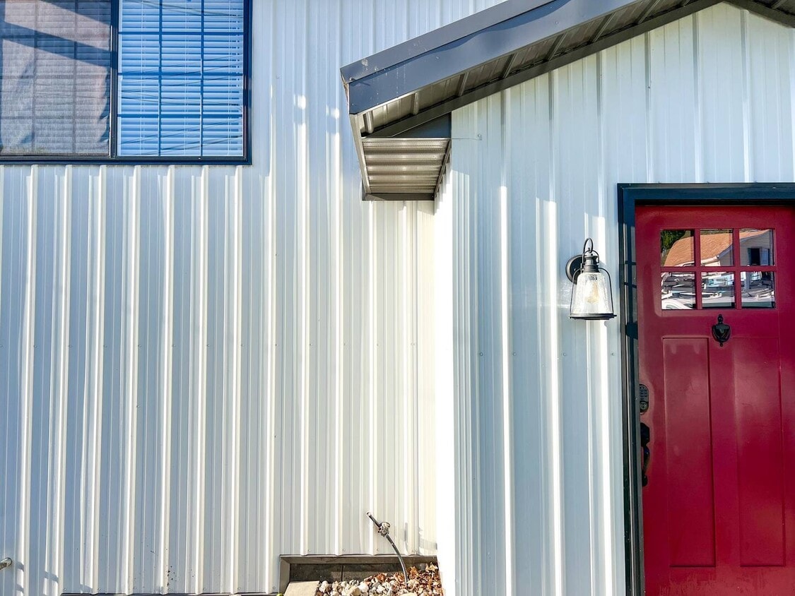 Front door of the townhouse - 207 Crystal Valley Dr