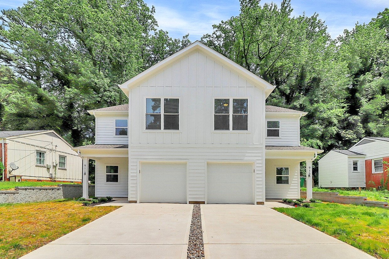 Photo - 911 Yellowstone Dr (Charlotte, NC)