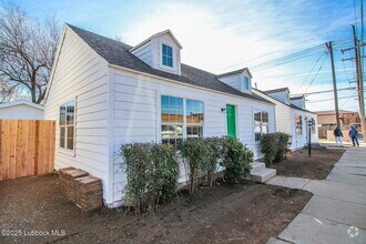 Building Photo - 1705 Avenue T