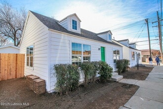 Building Photo - 1705 Avenue T