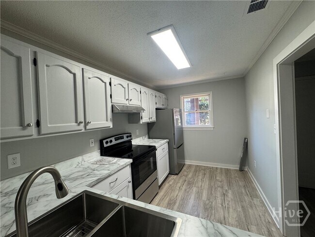 Foto del edificio - 2505 W Broad St