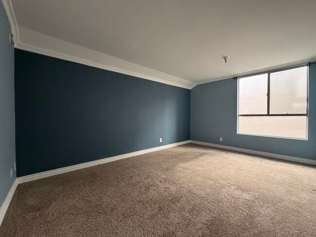 Foto del edificio - 5143 Bakman Ave