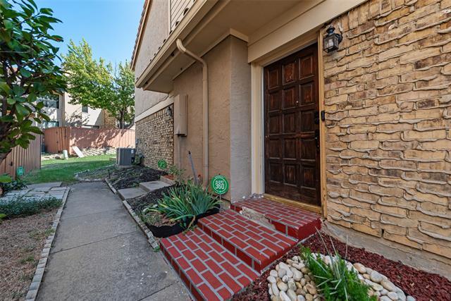 Foto del edificio - 4230 Madera Rd