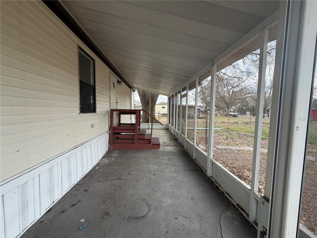 Foto del edificio - 365 Alturas Rd