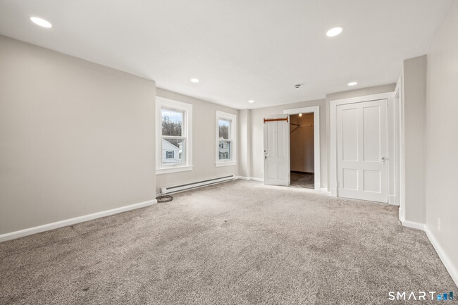 Building Photo - 63 Park Ave