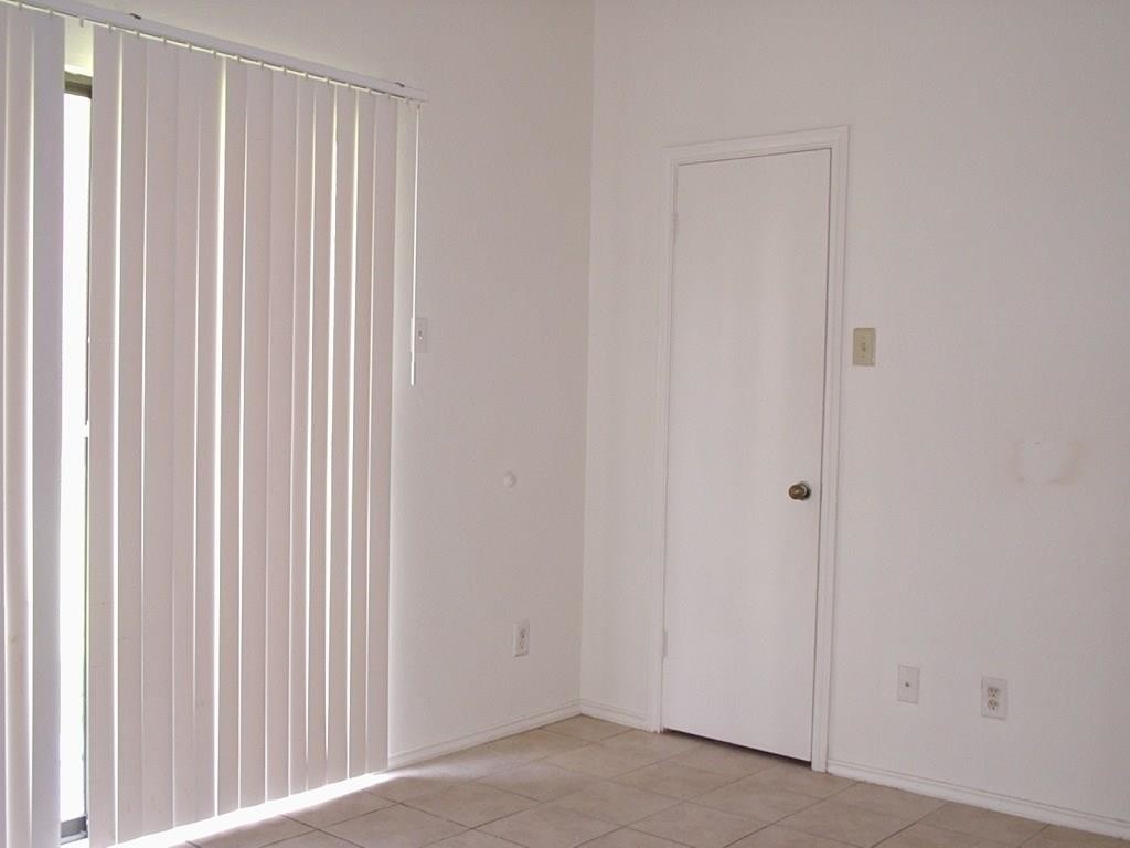 Building Photo - 9737 Whitehurst Dr