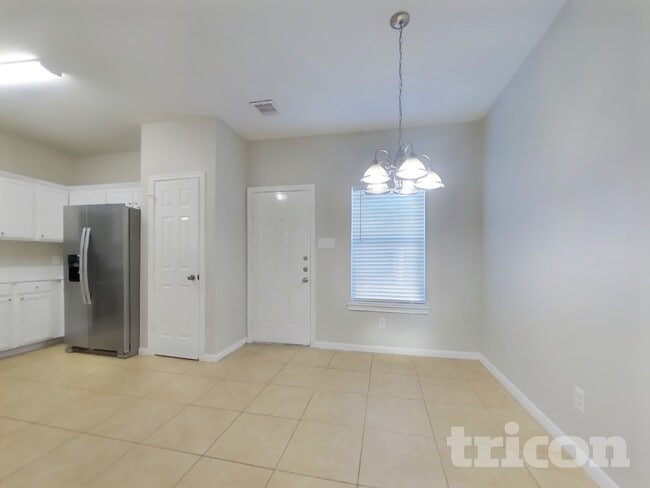 Foto del edificio - 11335 Carla St