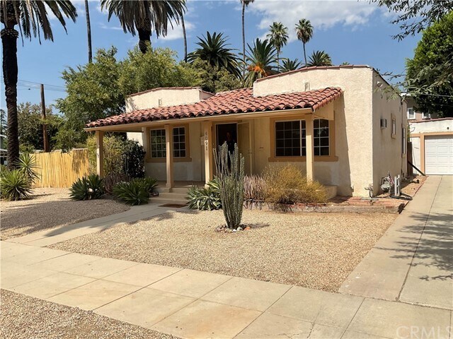 Foto principal - 4091 Linwood Pl