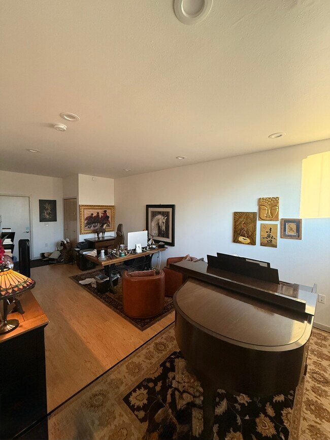 Foto del edificio - 15015 W 68th Pl