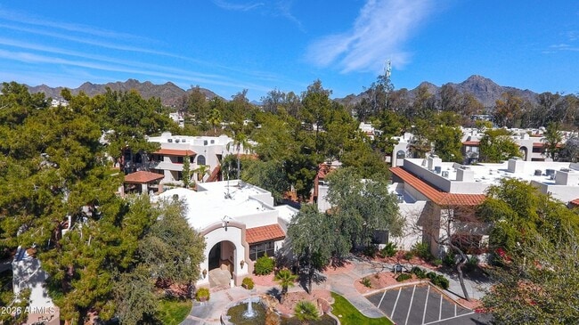 Photo - 750 E Northern Ave House