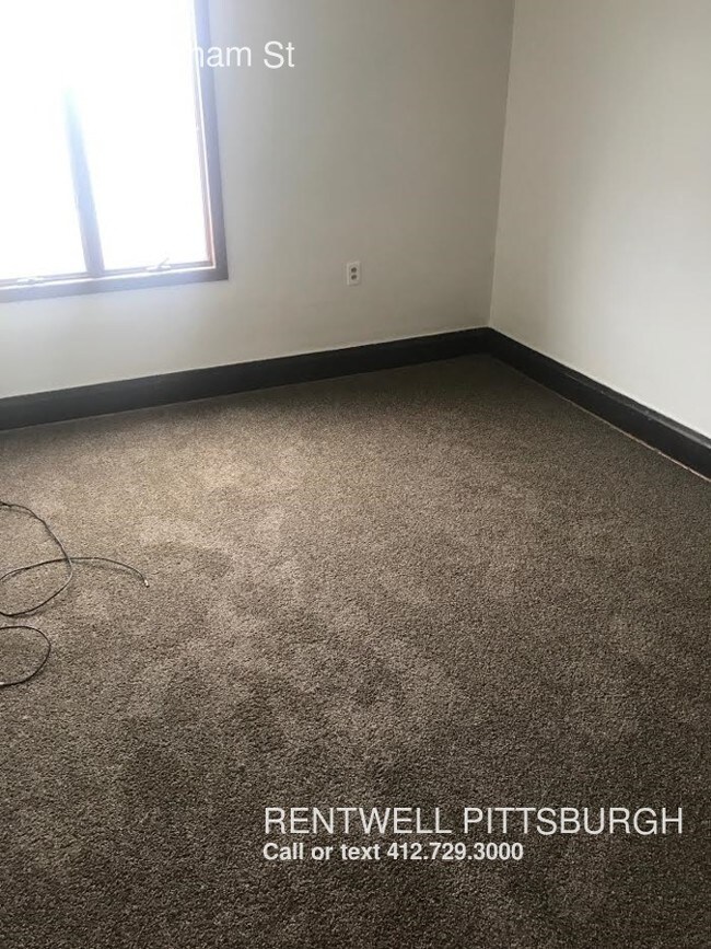 Building Photo - 1703 Abraham St