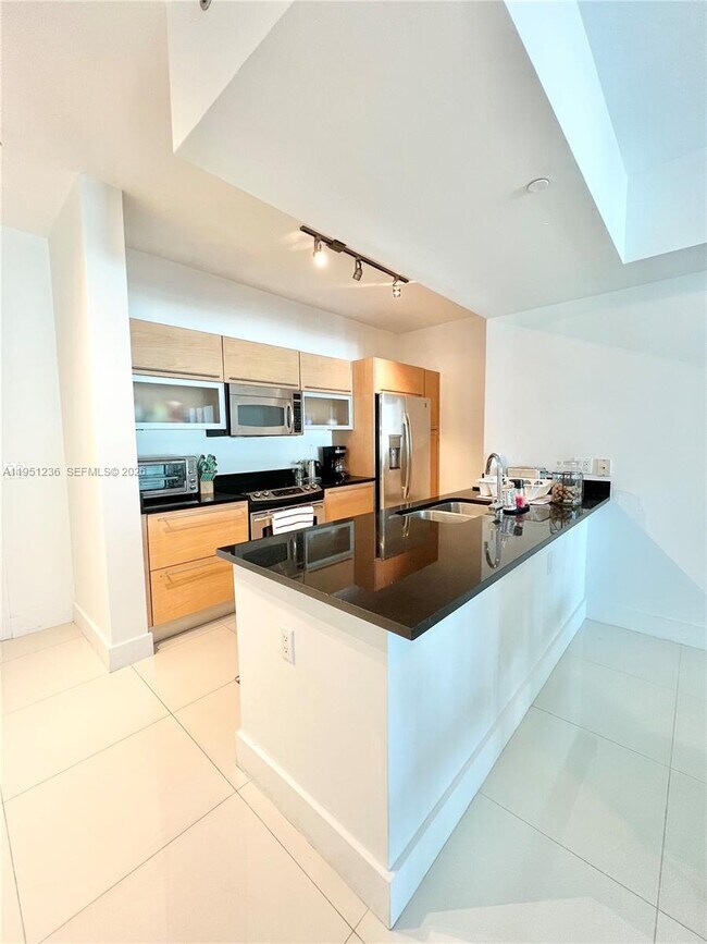 Foto del edificio - 950 Brickell Bay Dr