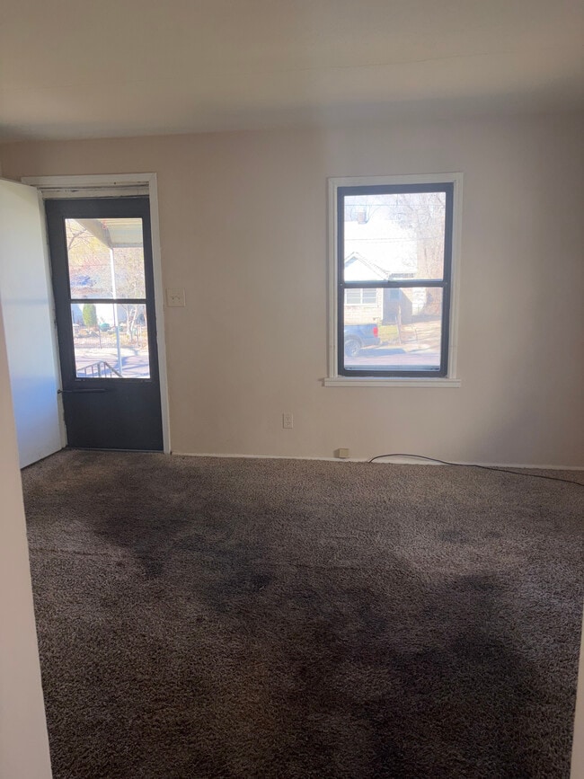 Building Photo - 2408 W Wiswall St