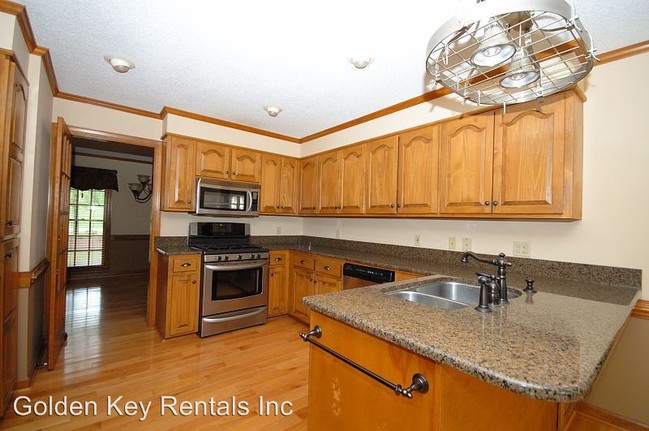 Building Photo - 410 Walnut Creek Dr