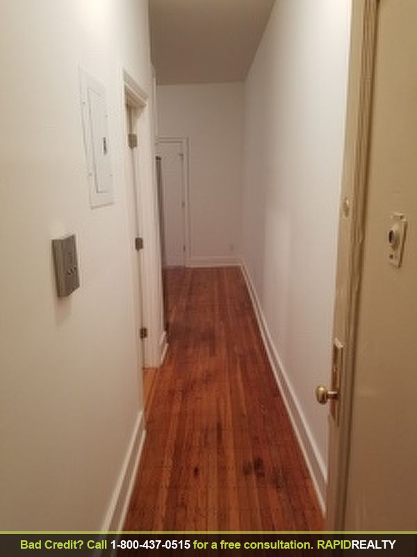 Primary Photo - 372 Saint Johns Pl