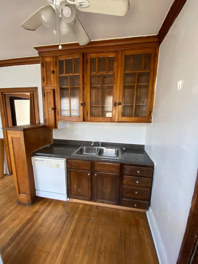 Foto del edificio - 4830 W Addison St