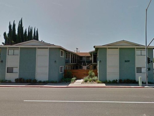 Foto del edificio - 1600 E La Habra Blvd