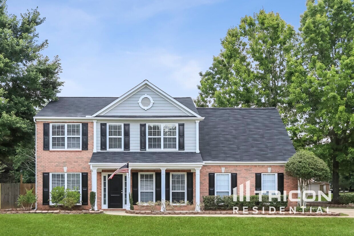 Foto principal - 203 Woodcreek Way